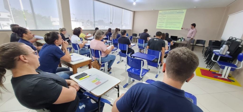 Local: Sala de Reunião da Prefeitura